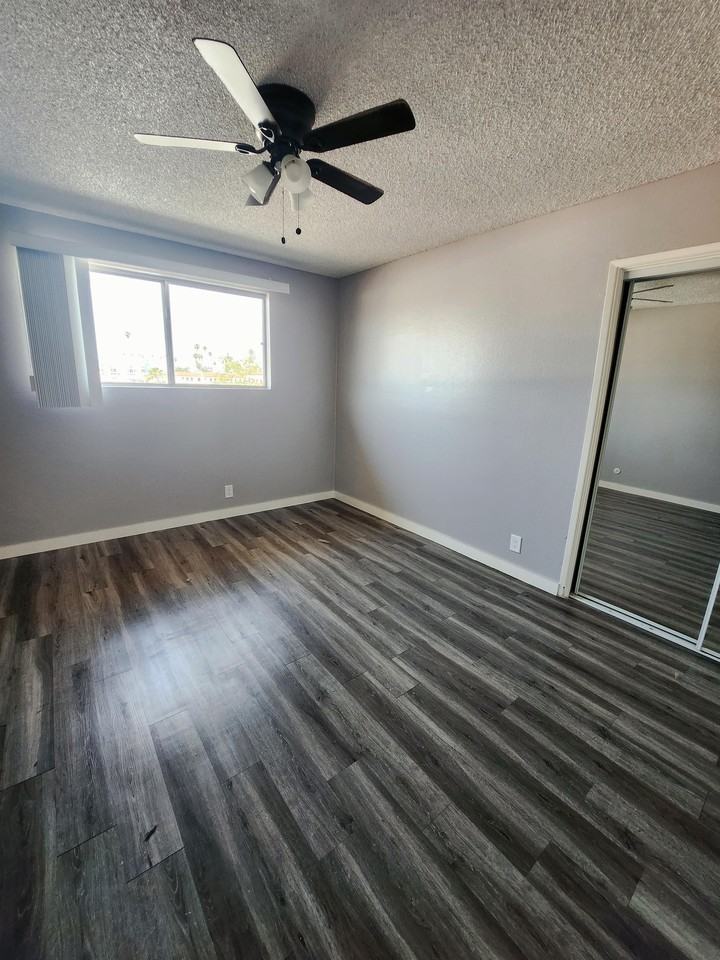 123 South Catalina Street - Photo 4 of 50