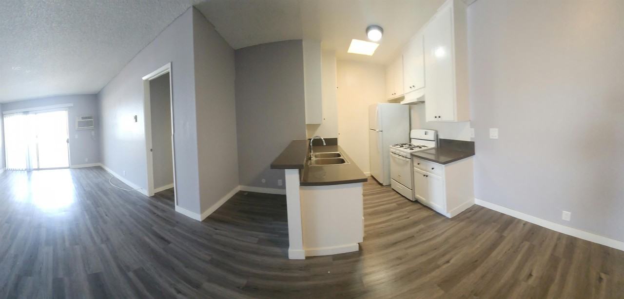 123 South Catalina Street - Photo 5 of 50