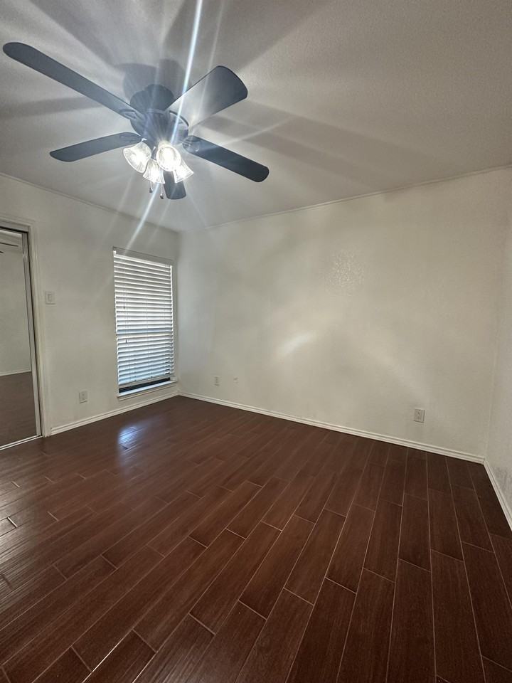 15221 Berry Trl Unit 1003; Dallas 75248 - Photo 6 of 14