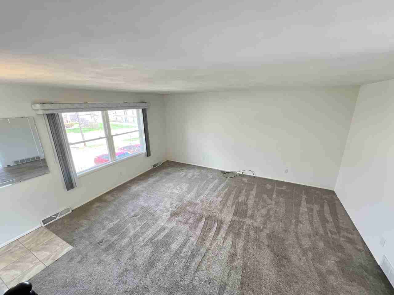 1050 West 3rd Street - Photo 7 of 24