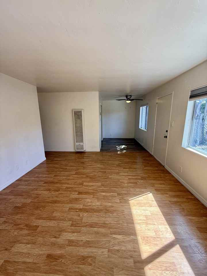 847 Laguna Drive - Photo 2 of 9