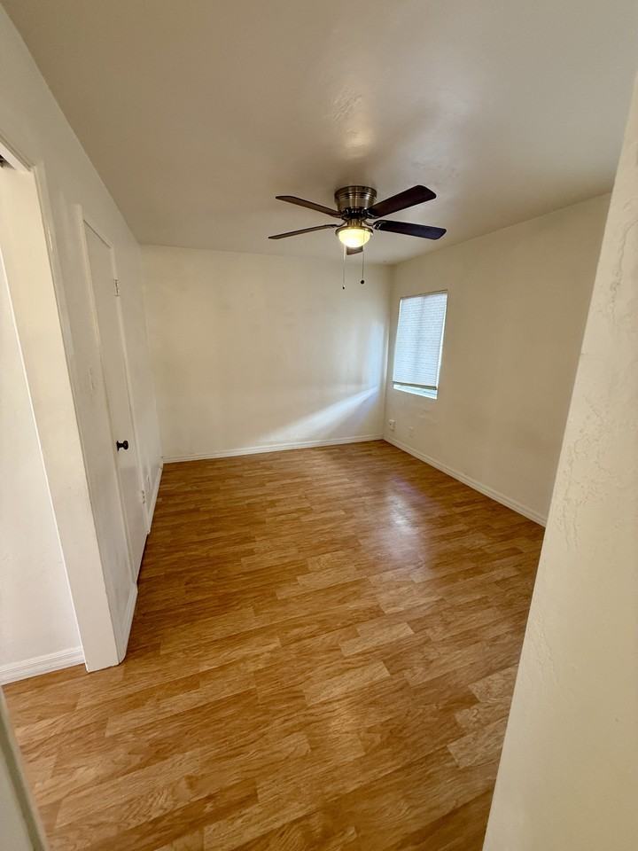 847 Laguna Drive - Photo 6 of 9