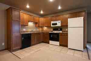 featured image of 830 E Elm Dr