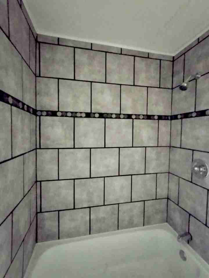 English Village - Photo 5 of 42