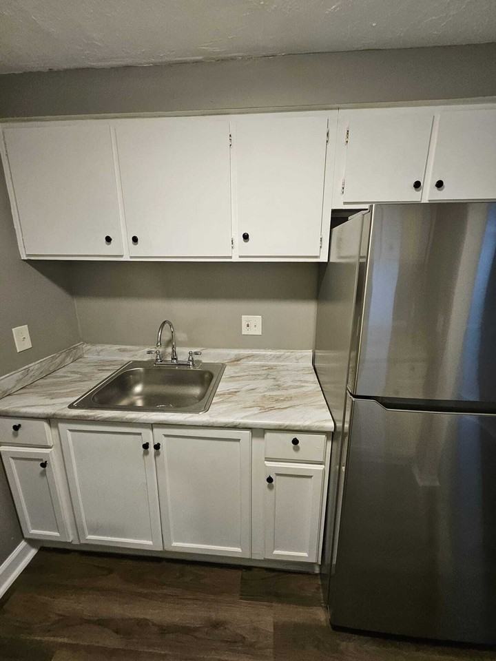 120 - 124 Fox Hill Lane - Photo 6 of 21