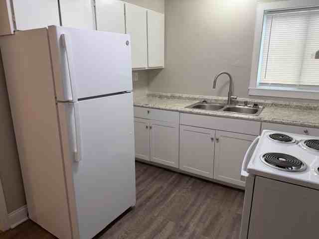 614 Chesnut Street - Photo 5 of 9