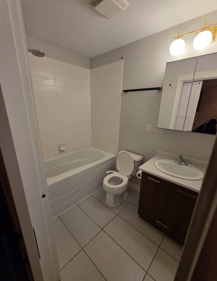 13321 102 A Avenue - Photo 5 of 6