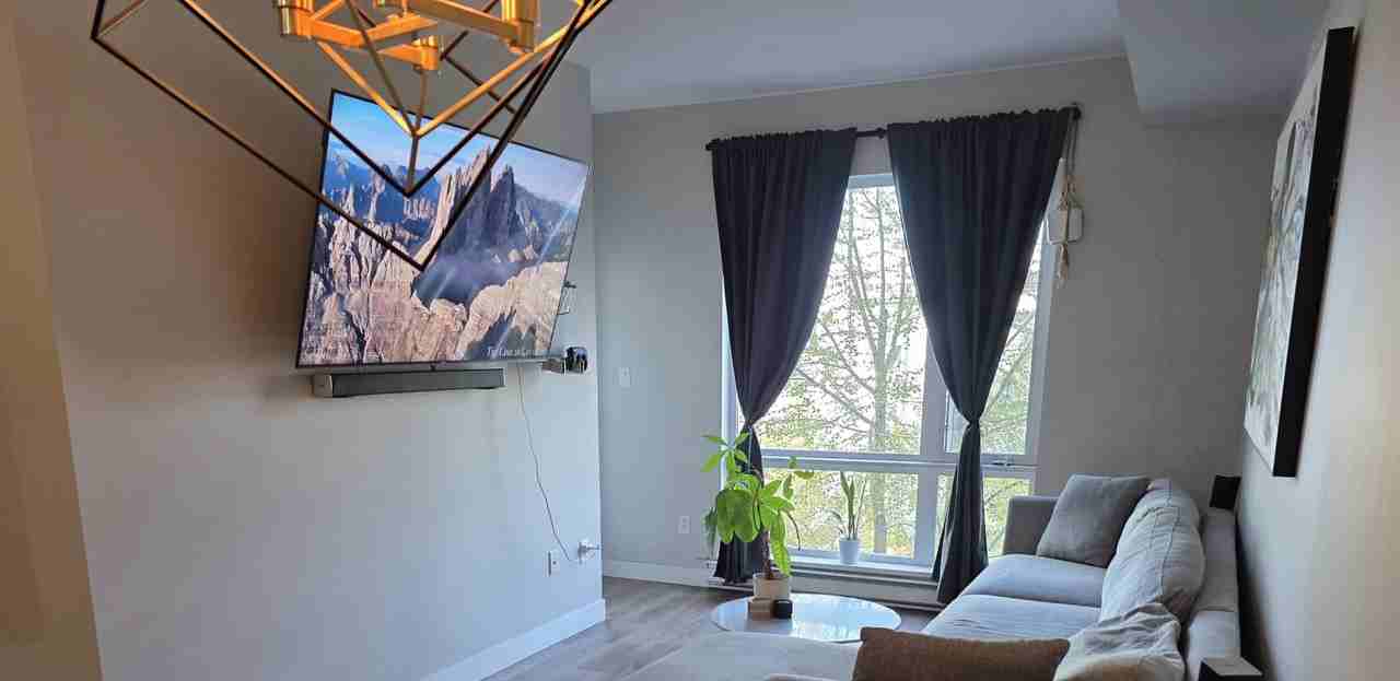 13321 102 A Avenue - Photo 4 of 6