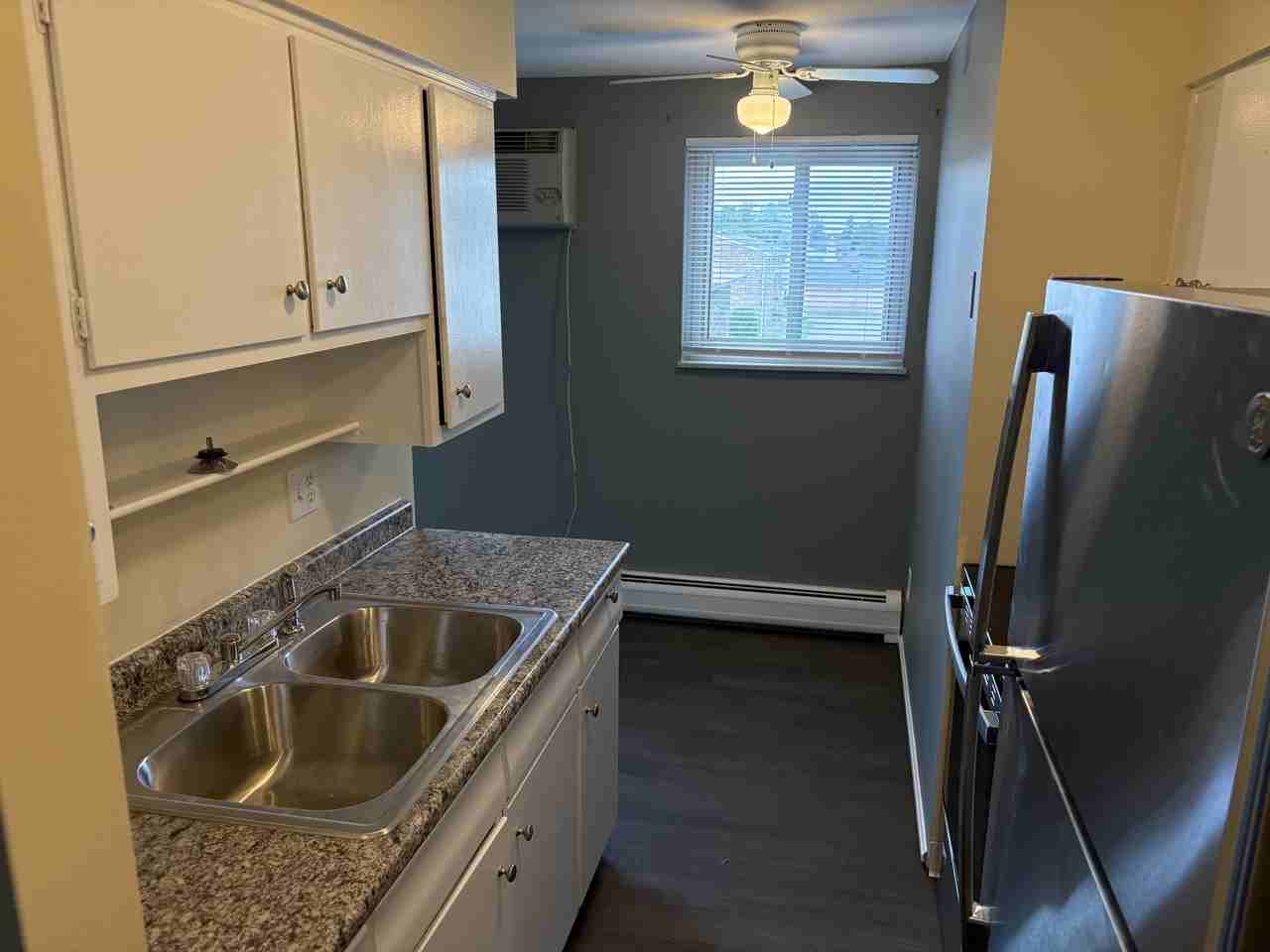 Goodman Apartments - Photo 2 of 10