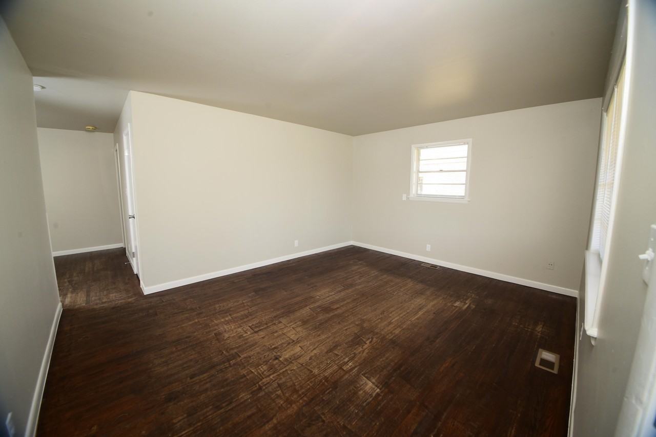 10219 E 7th St #1 - Photo 4 of 20