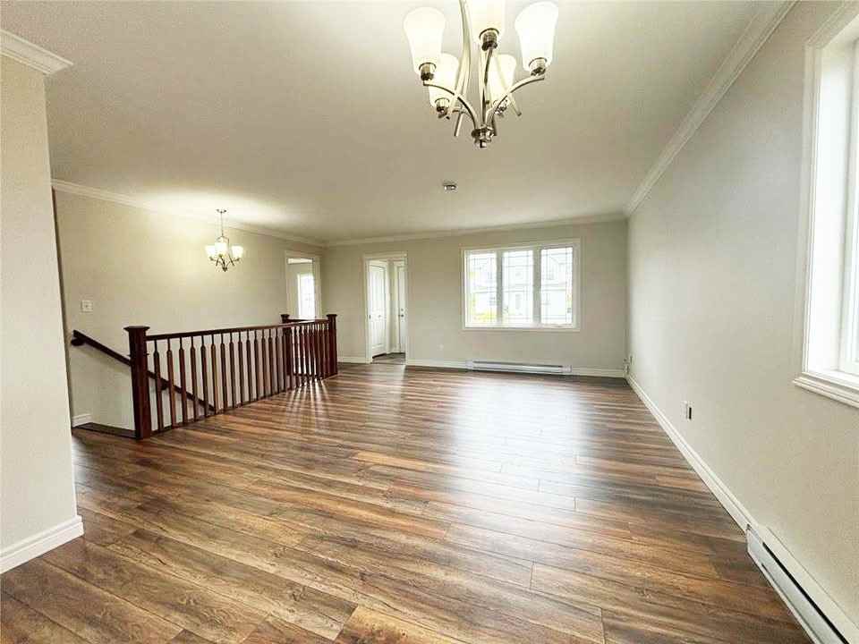 35 Rotary Dr #1 - Photo 3 of 10