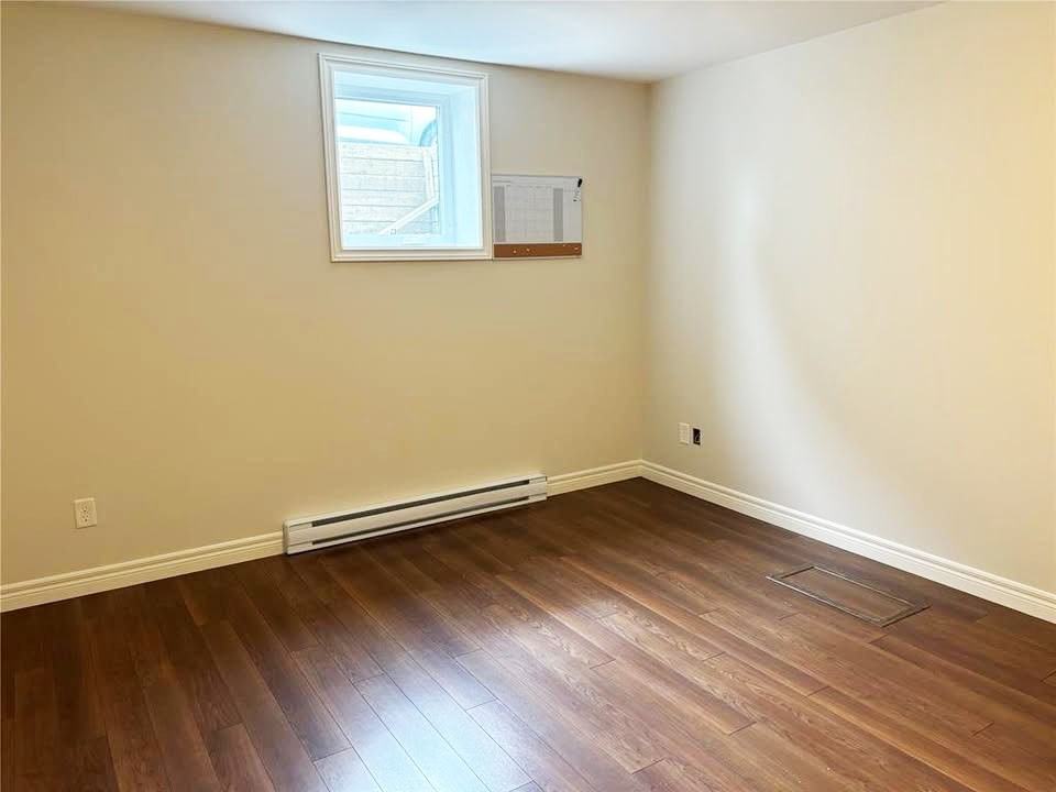 35 Rotary Dr #1 - Photo 7 of 10