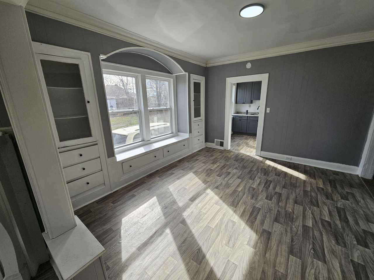 9208 Pierpont Ave - Photo 7 of 20