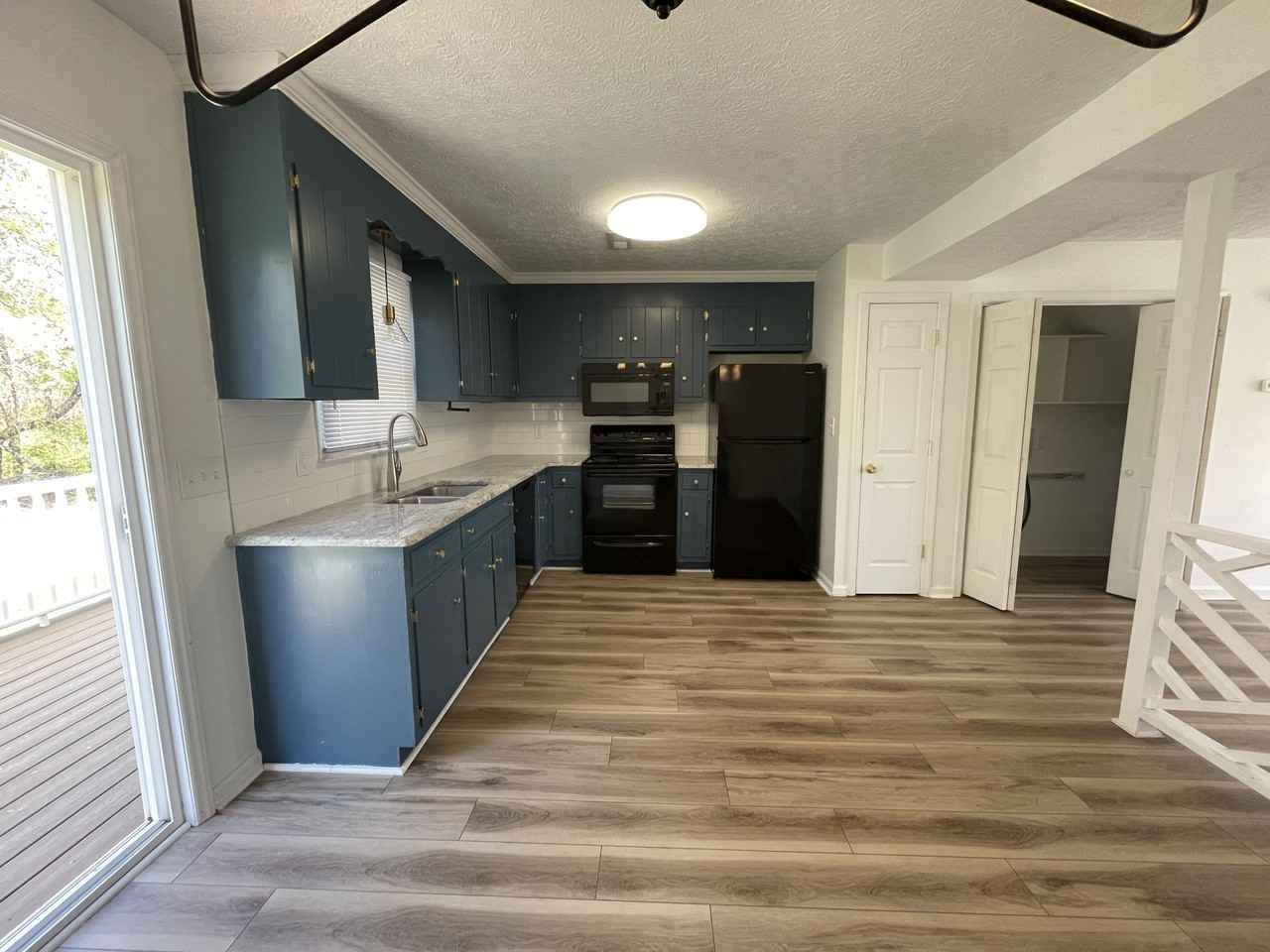 905 Old Graves Mill Rd #905 - Photo 3 of 14