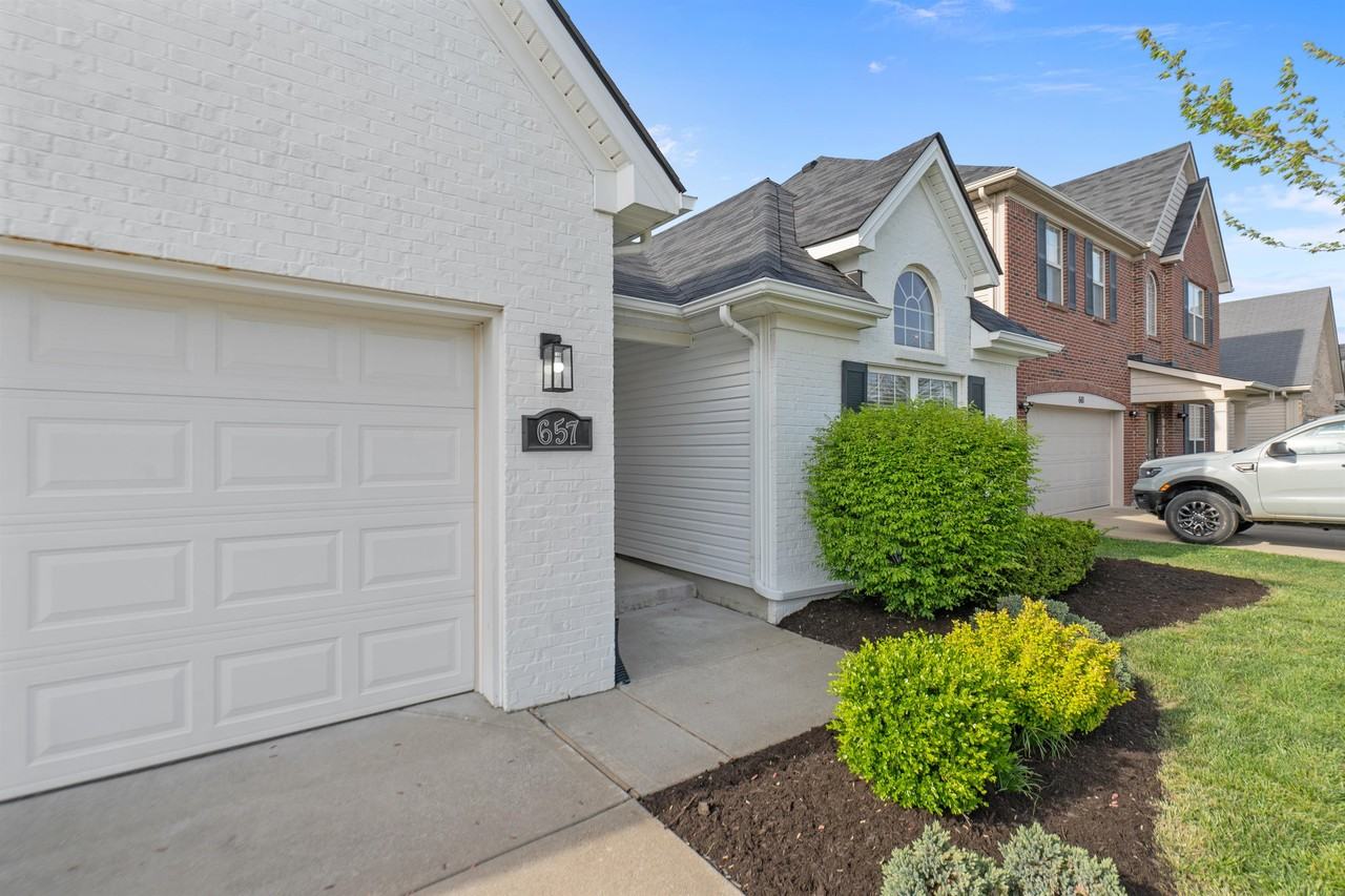 657 Cielo Vista Rd #1 - Photo 6 of 29