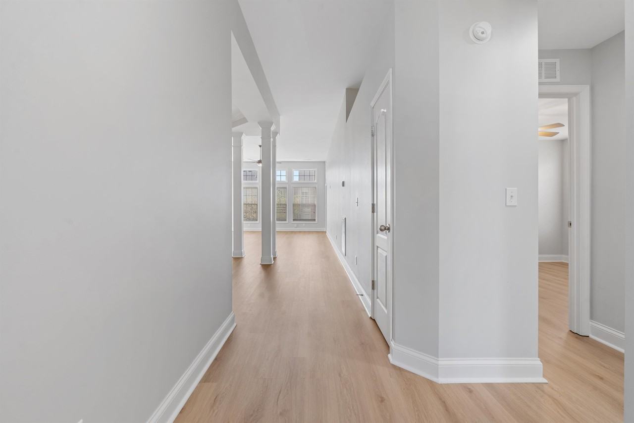 657 Cielo Vista Rd #1 - Photo 7 of 29