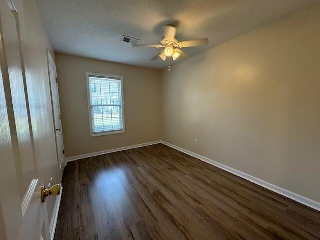 550 Date Palm Cir - Photo 7 of 22