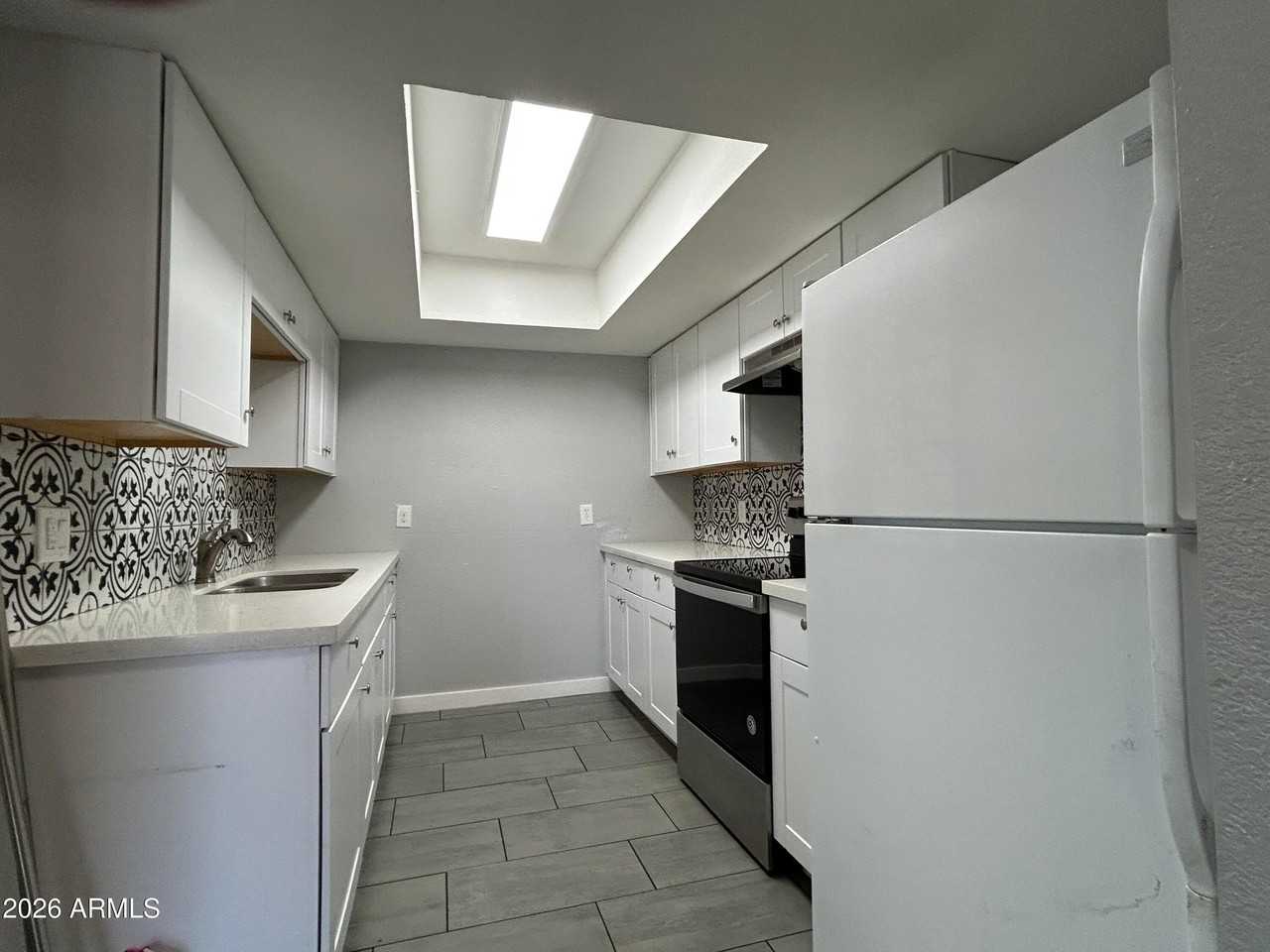 9618 N 5th St #1 - Photo 5 of 11