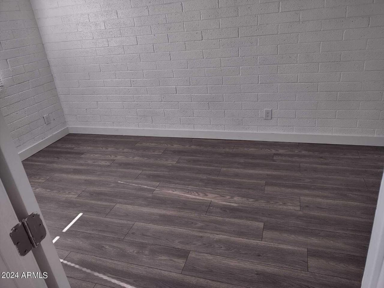 3224 W Jackson St #3 - Photo 5 of 8