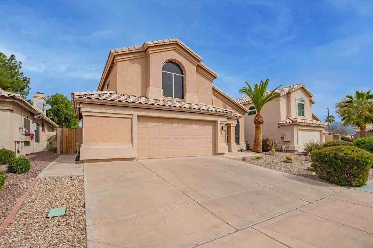 9286 E Wood Dr - Photo 3 of 22