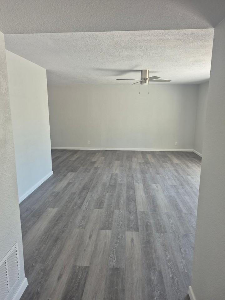 1010 Leisure World - Photo 2 of 12