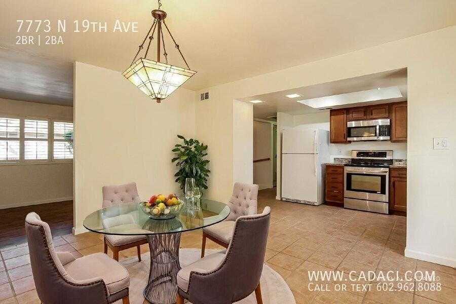 7773 N 19th Ave - Photo 6 of 30