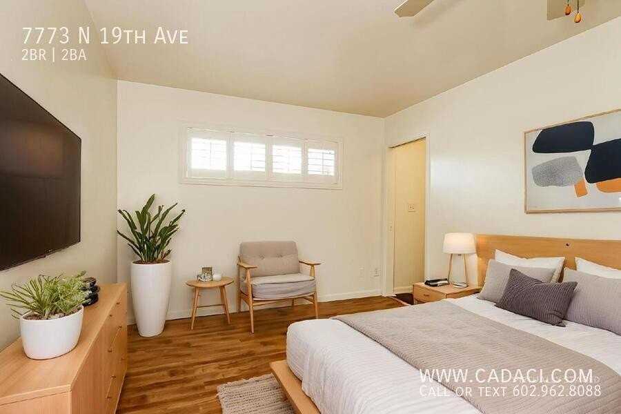 7773 N 19th Ave - Photo 7 of 30