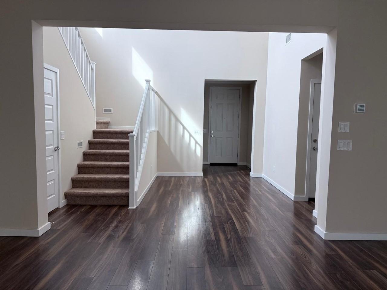 9519 W Fallen Leaf Ln - Photo 3 of 21