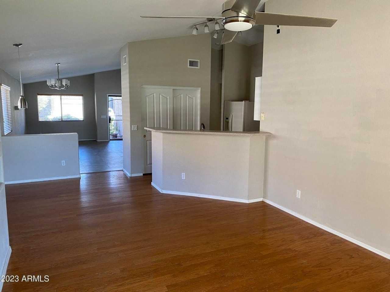 6335 W Saddlehorn Rd - Photo 3 of 9