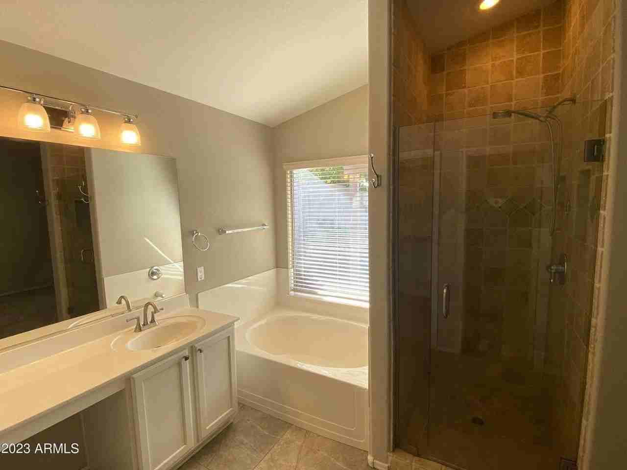 6335 W Saddlehorn Rd - Photo 6 of 9