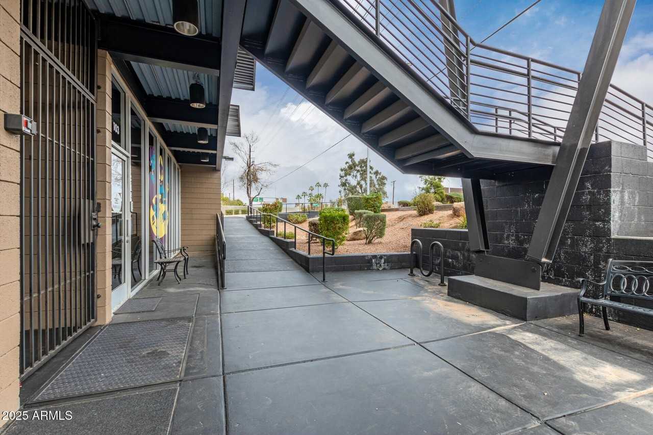 2402 S Rural Rd Unit 101/201 - Photo 5 of 13