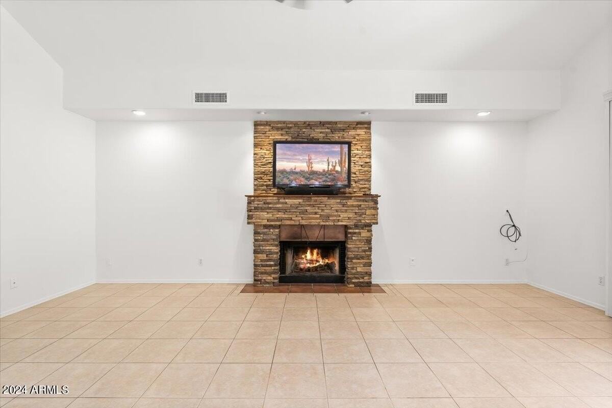 9331 E Wood Dr - Photo 6 of 29