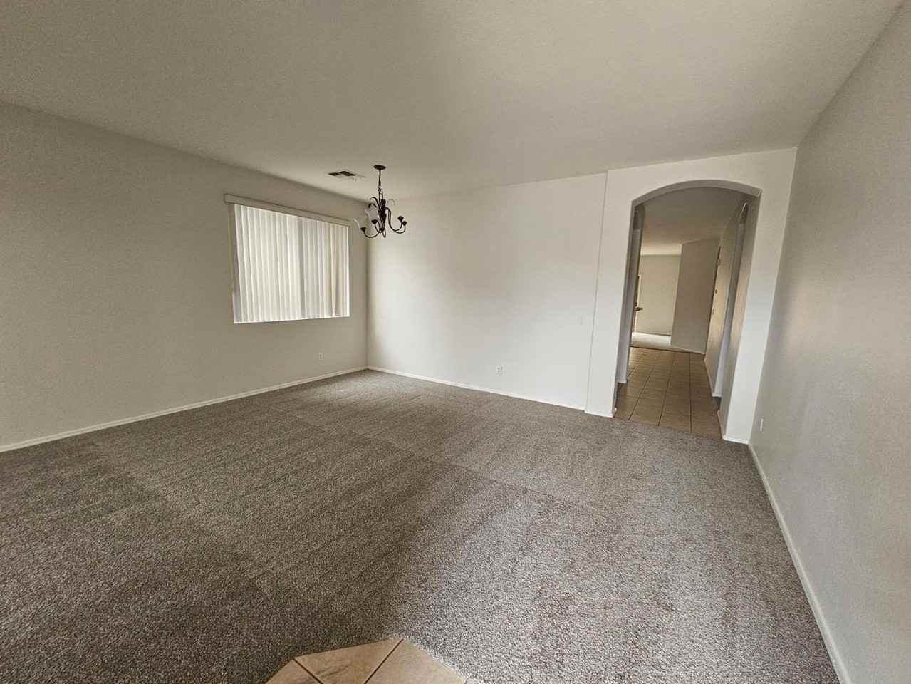 12247 W Grant St - Photo 2 of 14