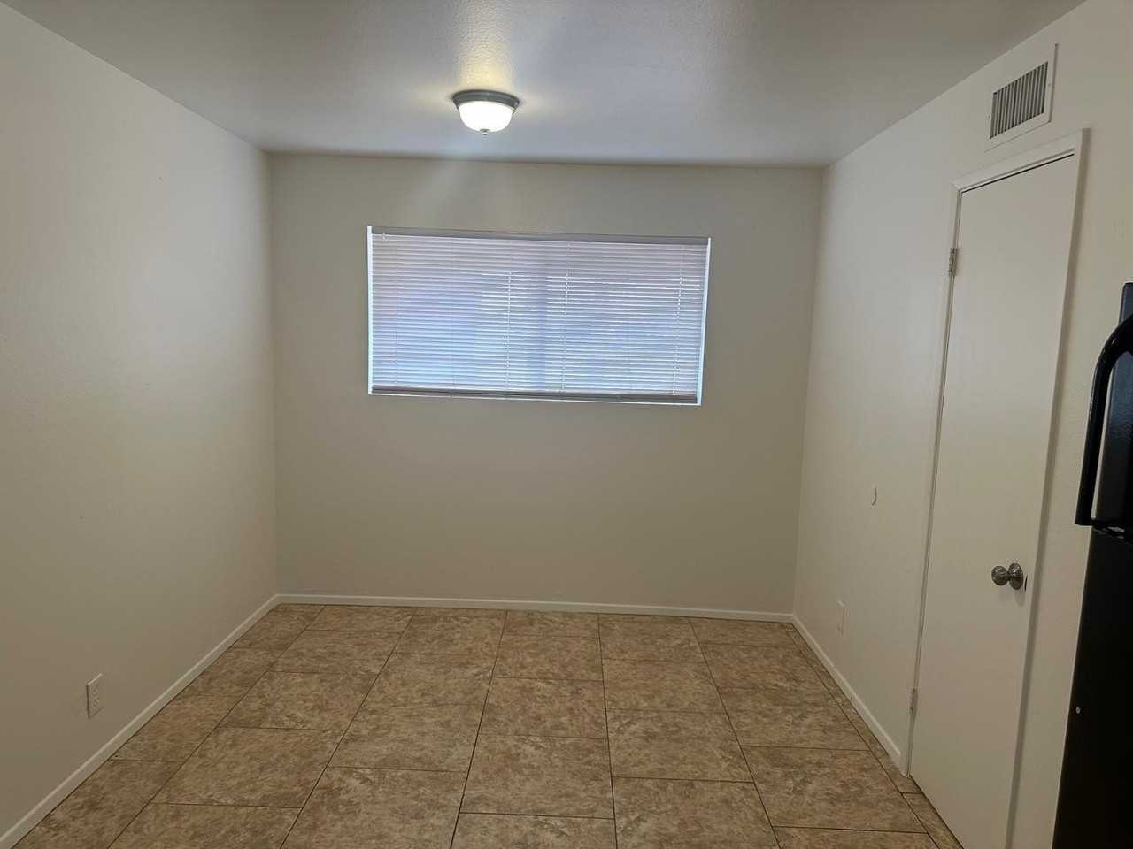 1801 S Plaza Dr - Photo 7 of 17