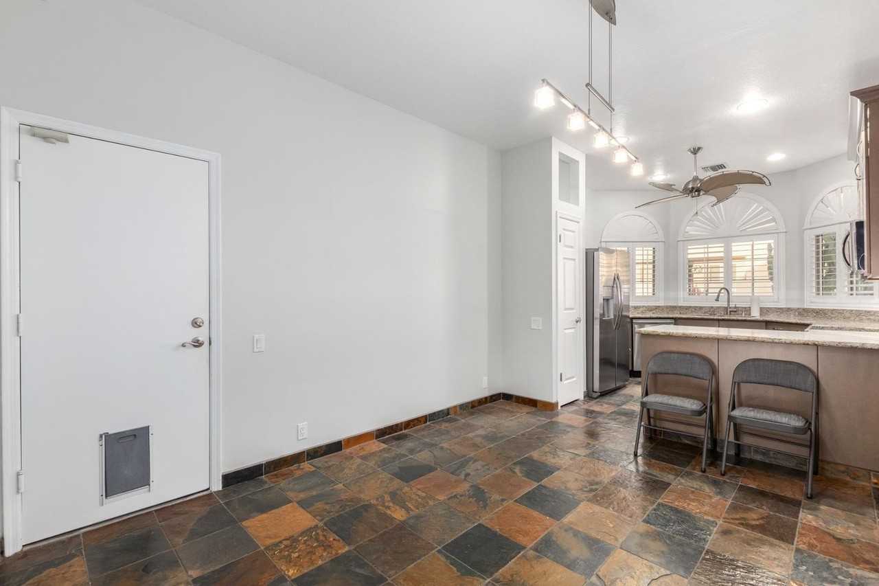 11188 N 110th Pl - Photo 7 of 42