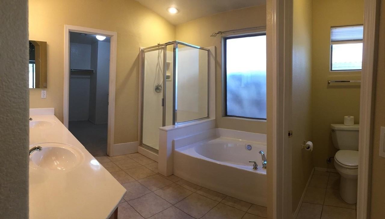 374 W Oriole Way - Photo 6 of 10