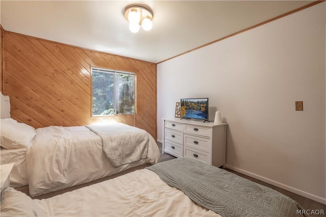 1004 Sugarloaf Blvd - Photo 4 of 34