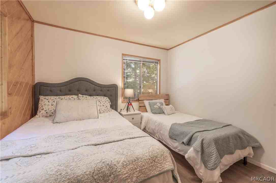 1004 Sugarloaf Blvd - Photo 6 of 34