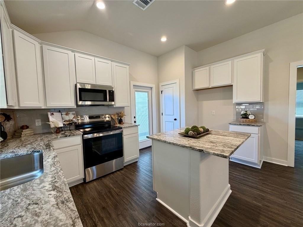 2857 Messenger Way - Photo 2 of 13