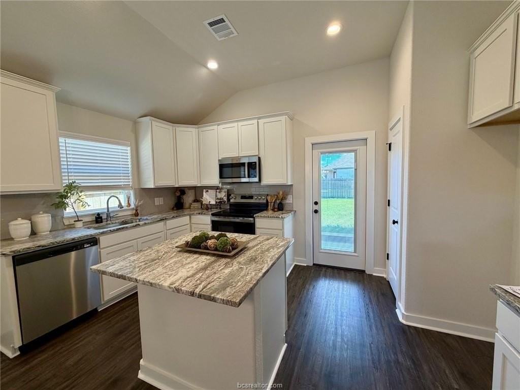 2857 Messenger Way - Photo 3 of 13