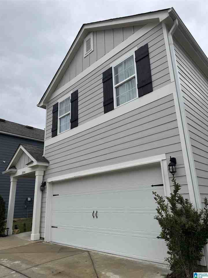 204 Chelsea Park Rd - Photo 4 of 10