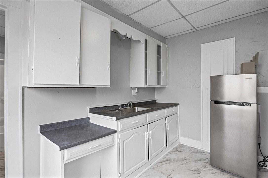 288 Driving Park Ave - Photo 5 of 23