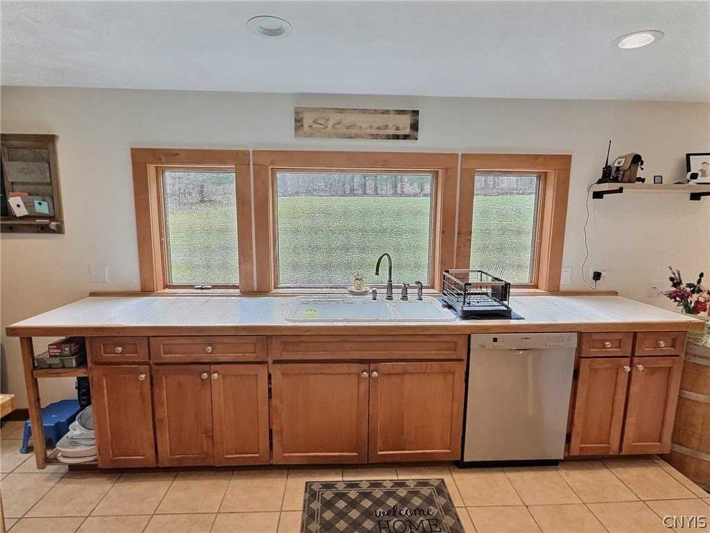 109 Rogers Hill Rd - Photo 4 of 14