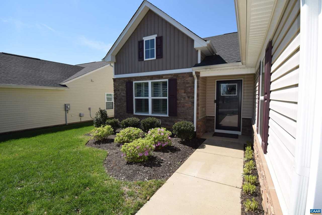 167 Virginia Ave - Photo 2 of 28