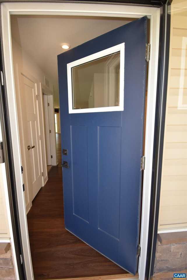 167 Virginia Ave - Photo 3 of 28