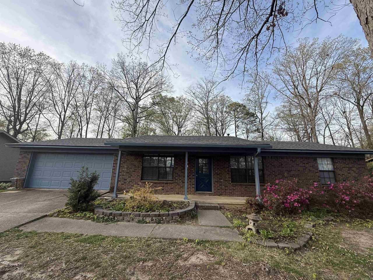 2812 Janet - Photo 2 of 27