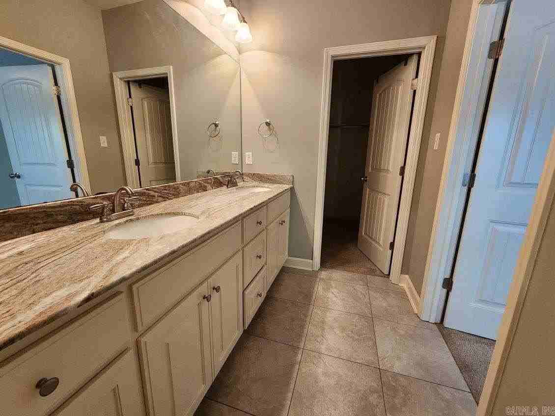 2448 Pleasant Willow Dr - Photo 5 of 14