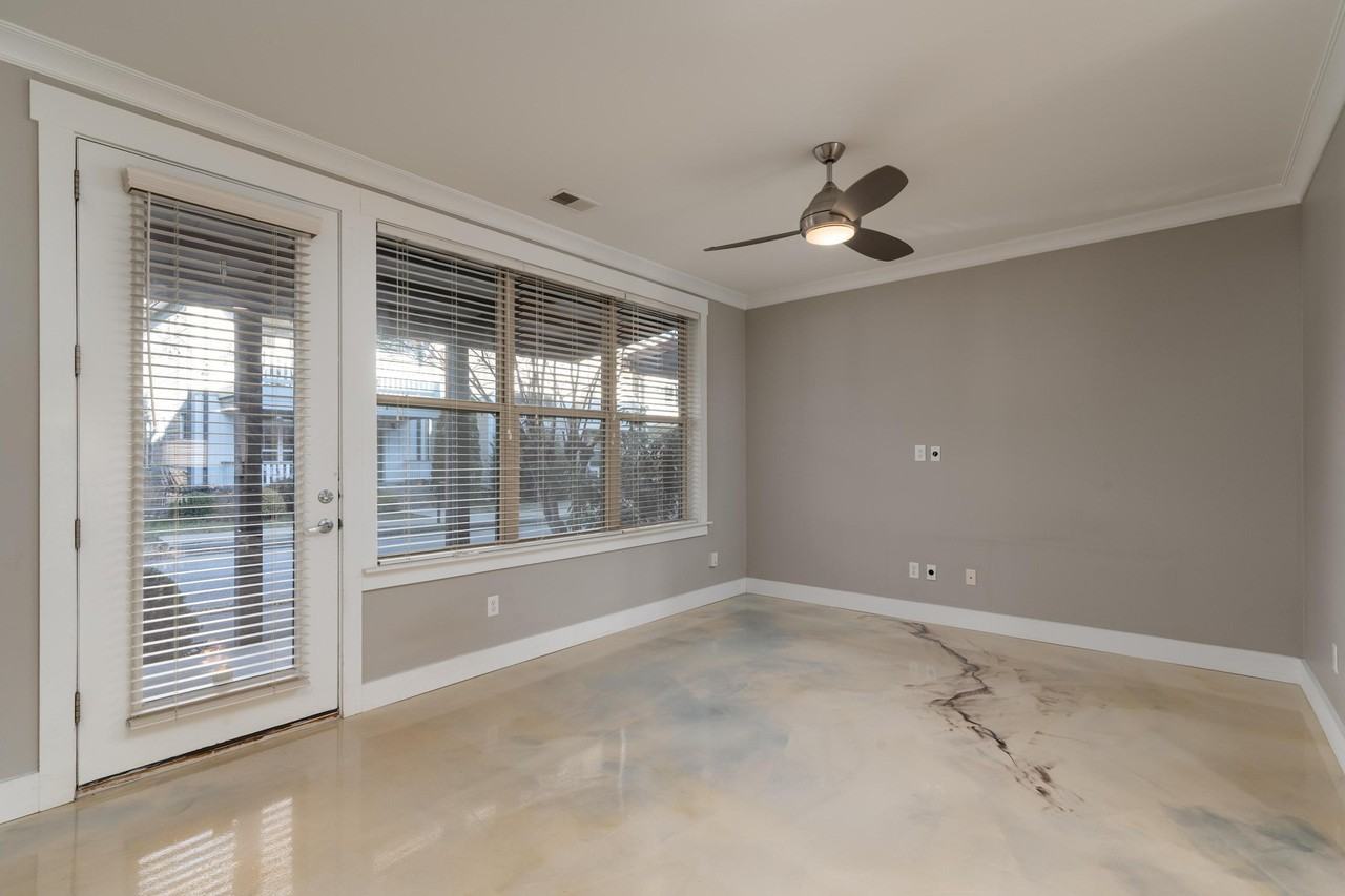 1412 Adams St - Photo 2 of 32