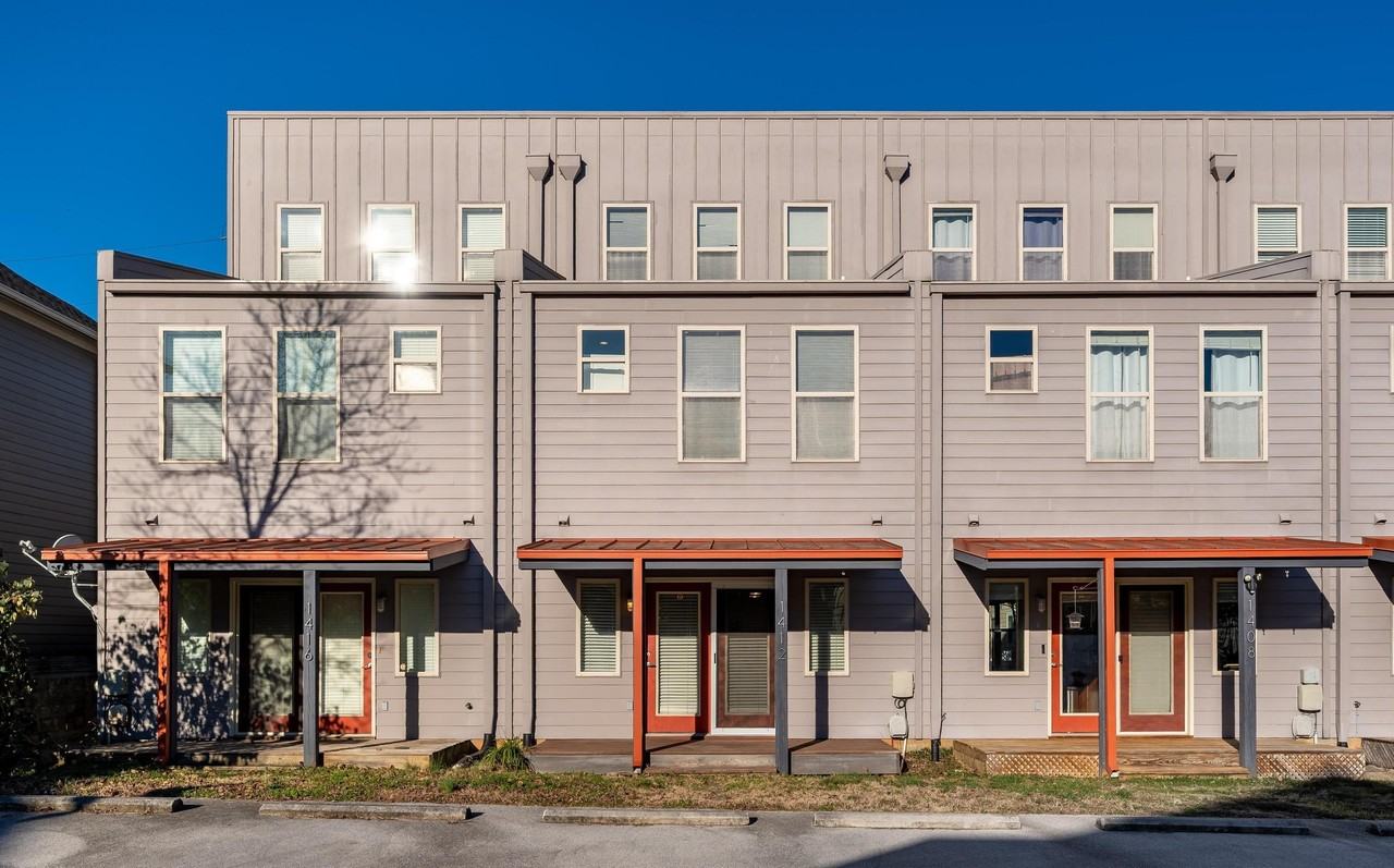 1412 Adams St - Photo 7 of 32