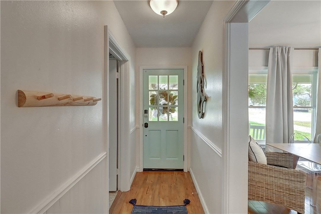 718 N Magnolia St - Photo 7 of 29